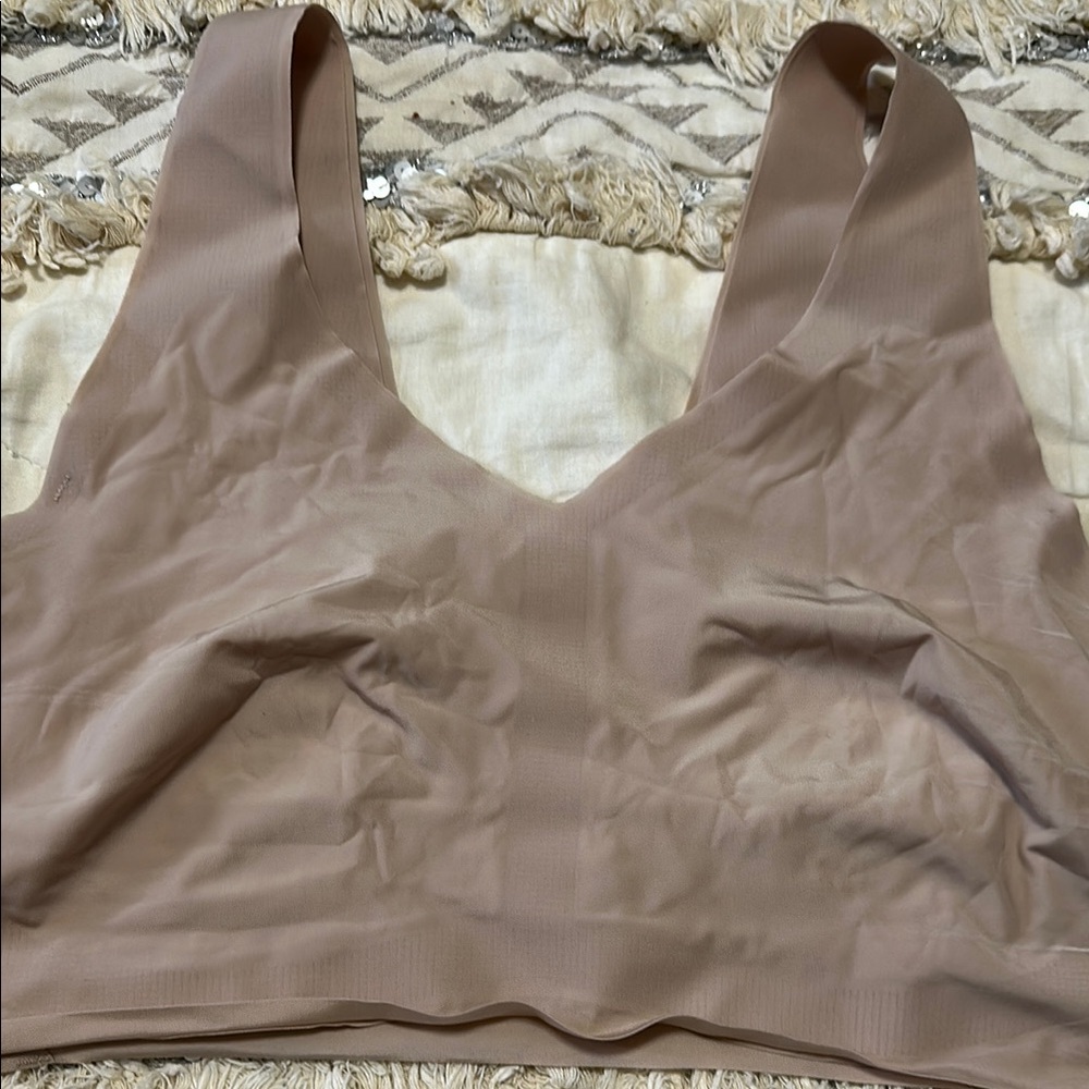 Hanes Seamless Nude Bralette